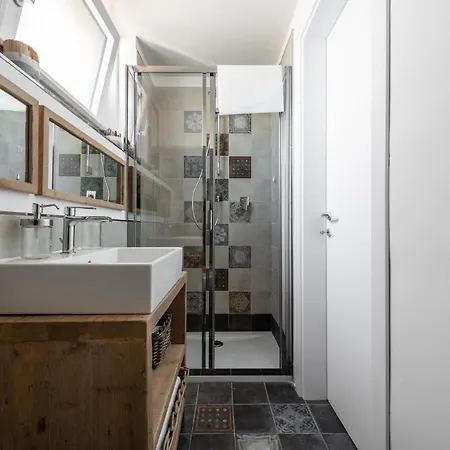 Le Due Torri 3* Ancona