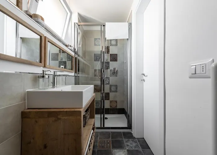 Le Due Torri 3* Ancona